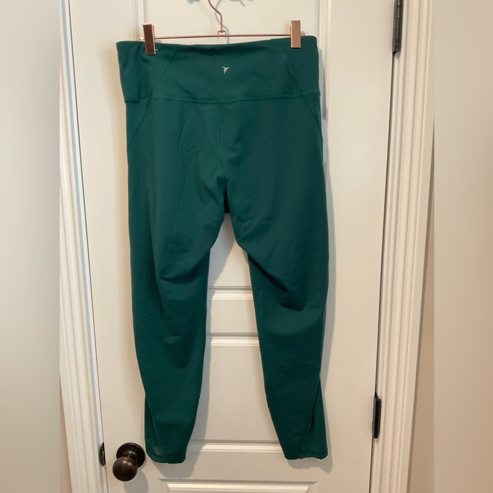 Old Navy Kelly Green 7/8 Length Leggings Size Large - Picture 2 of 4